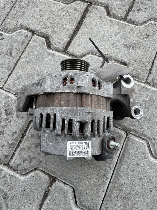 Генератор Форд фієста мк 6 мазда 2 1.4 ford fiesta  mazda  2s6t10300cb