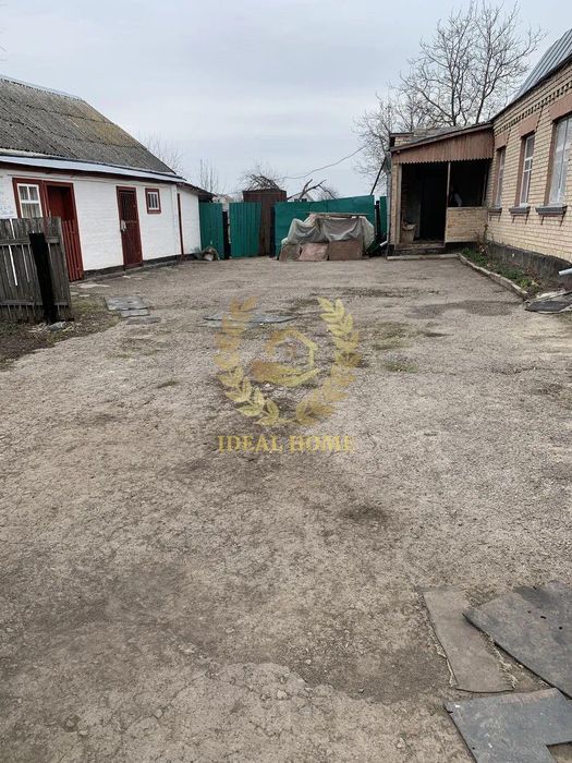 Продаж просторого цегляного будинку 4 кімн., 94 м², с.Кодаки