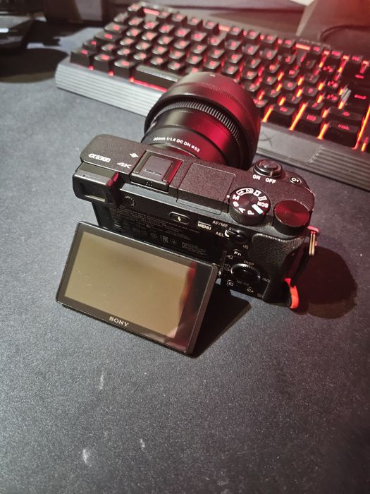 Sony a6300 (só o CORPO)