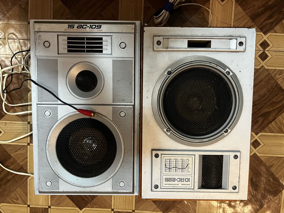 Винтажные колонки СССР 10АС-225 / 15АС-100 рабочие