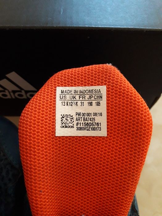 Кросівки Adidas р.31 оригінал