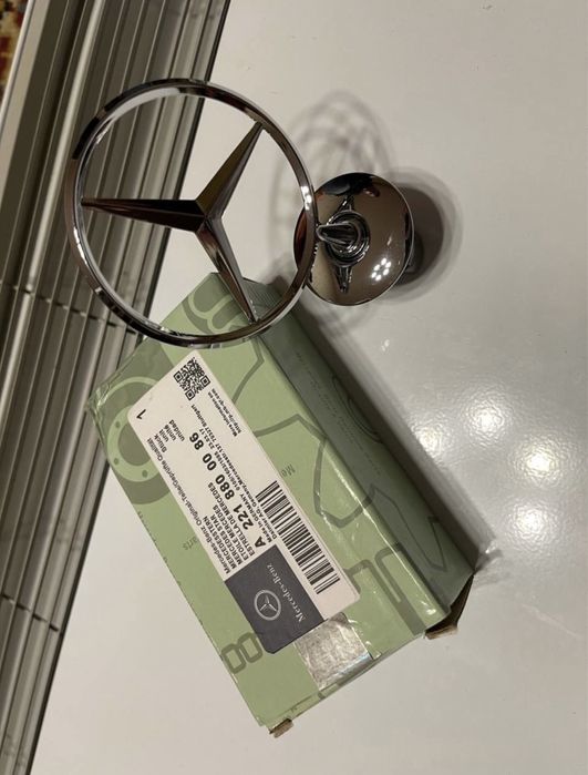 Эмблема прицел на капот Mercedes w124/210/202/203/204/221/211/212