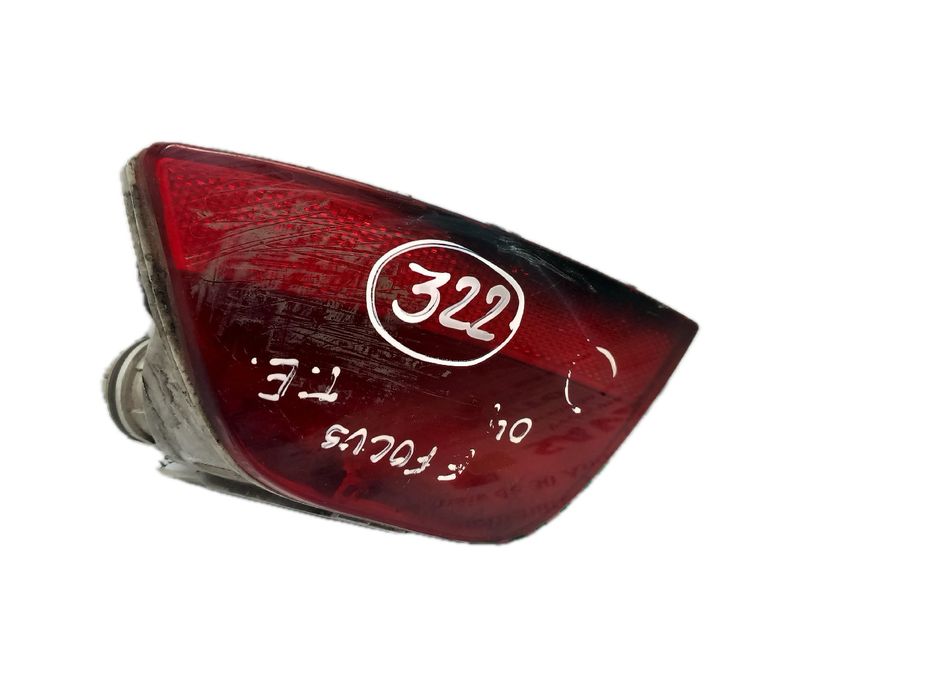 Farolim nevoeiro trás esquerdo FORD Focus II (DA_)