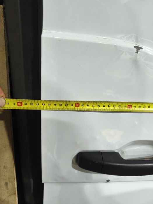 Porta TRASEIRA DIREITA RENAULT MASTER IV 2024–2026 / NISSAN INTERSTAR III / OPEL MOVANO – H2 – 86,5 × 189 CM –