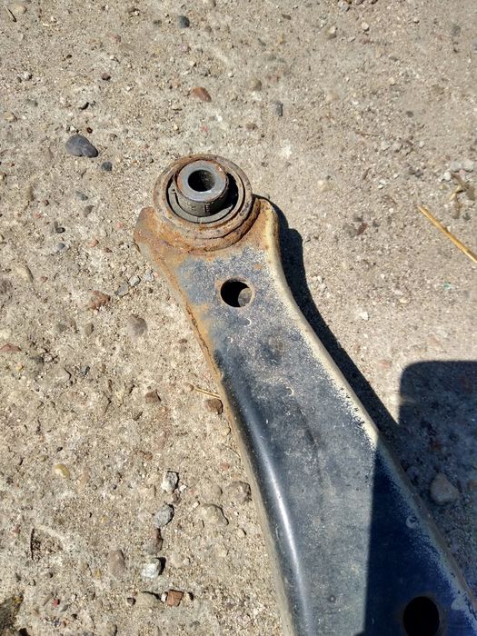 Wahacz lewy tył opel Insignia A Lift oryginał kombi