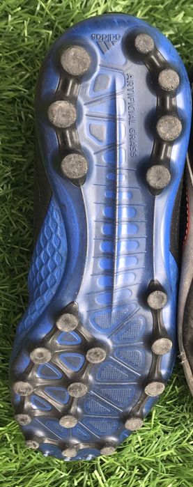 Chuteiras Adidas ACE AG 17.3,piso sinte. /relva artificial n33,c/ meia