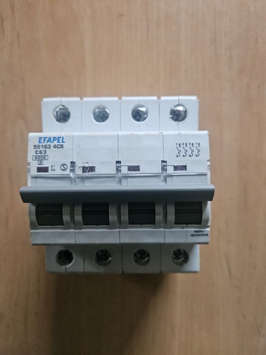 Disjuntor MT – 4P – 6KA – C – 63A – 551634CS