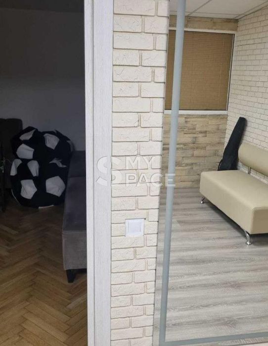 вул. Шовковична, 24 / Банкова, Урядовий квартал, Хрещатик Липки Центр – pohled 3