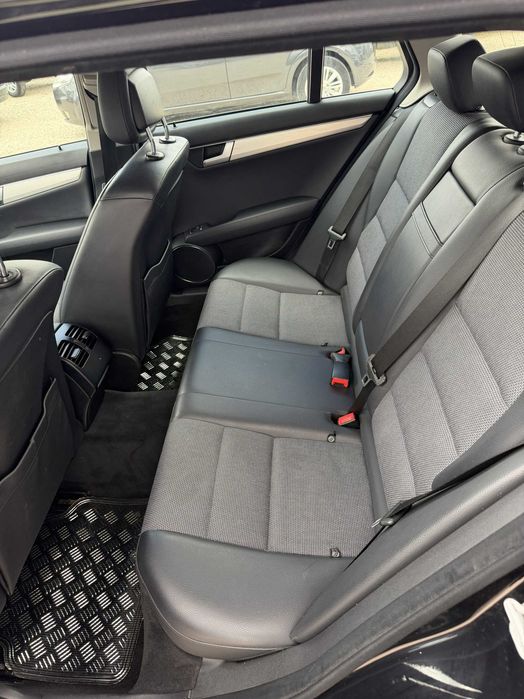 Mercedes-Benz C 250CDI 204cv C/Garantia