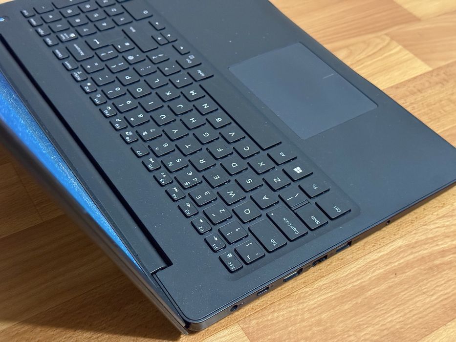 Dell Latitude 3590 15,6”/12Gb/i3-8130U/128Gb SSD/Win 11 ноутбук #78