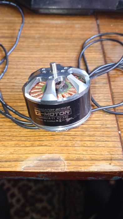 Мотор T-Motor MN4014-11 KV330 4-8S 750W для коптеров