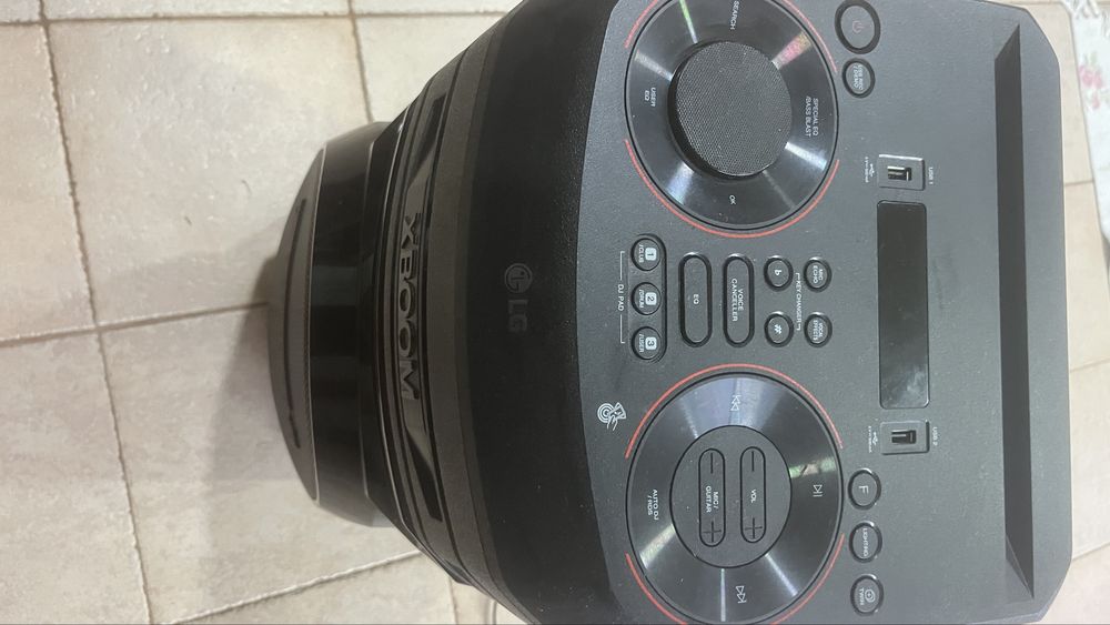 Coluna LG XBOOM como nova