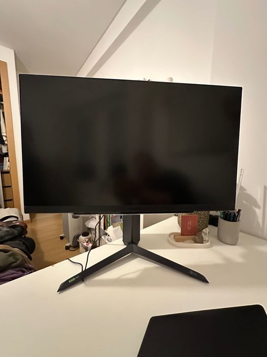 Monitor LG UltraGear 27Zoll QHD 165Hz – Quase Novo