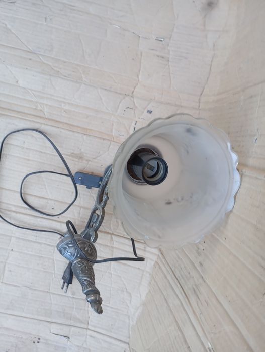 Продам бра  б/у  в робочем  состояние, смотрите