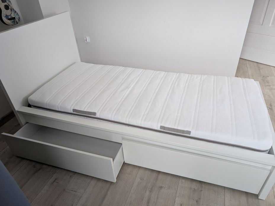 Łóżko IKEA Malm  90/200