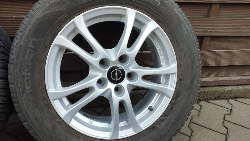 Koła zimowe 215\60 R16