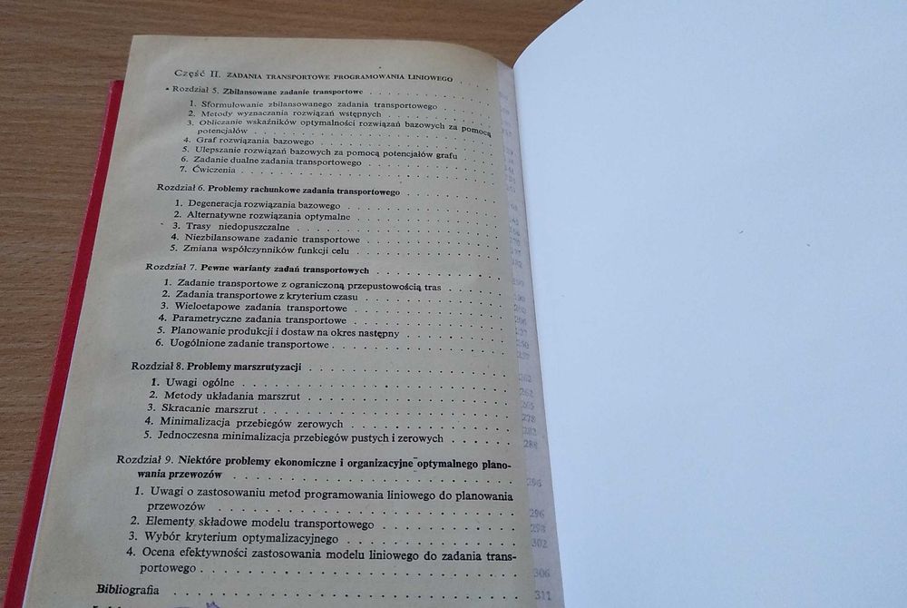 Zagadnienia transportowe w programowaniu liniowym Buga Nykowski