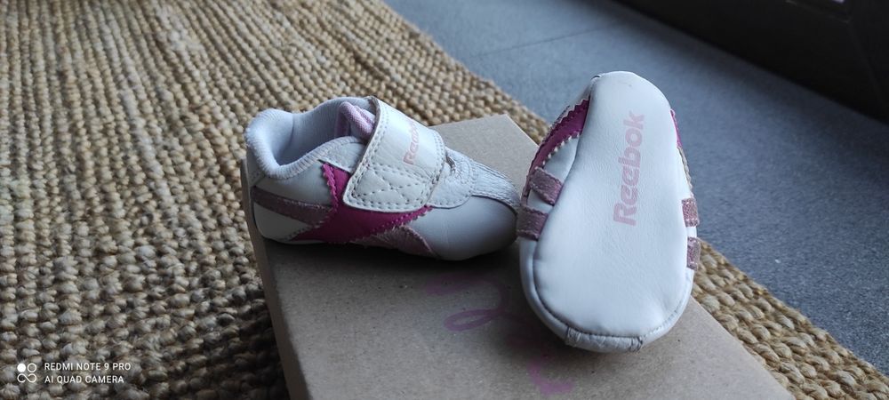 Buciki niemowlęce Reebok, rozmiar 16, 7cm