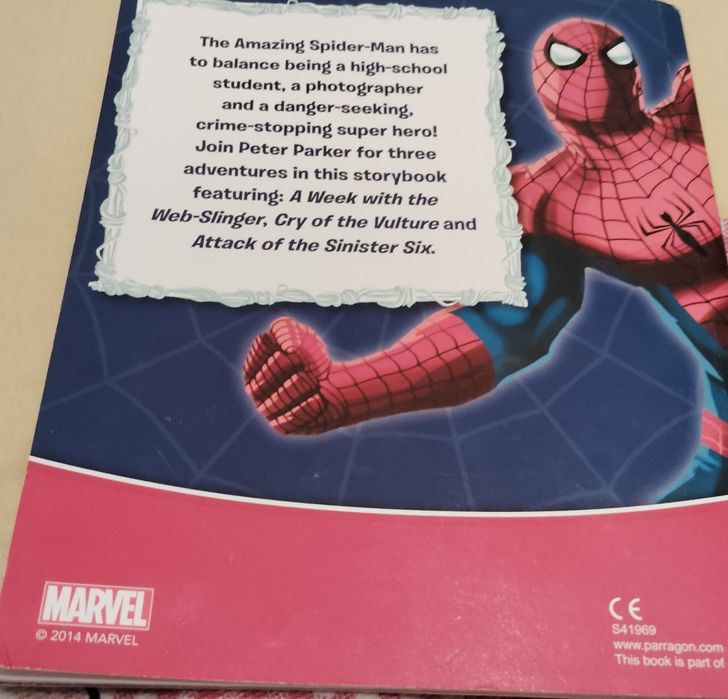 Livro Spider -Man Hero Stories em Inglês Usado