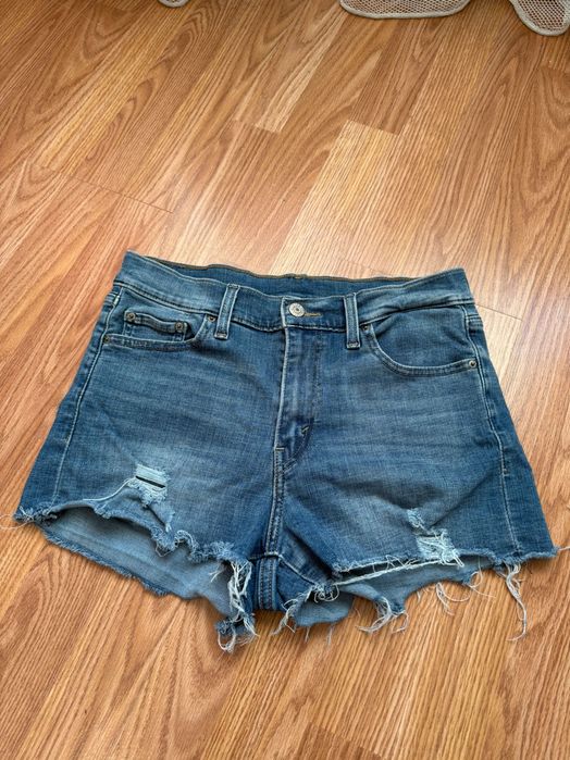Оригінальні джинсові шорти Levi’s