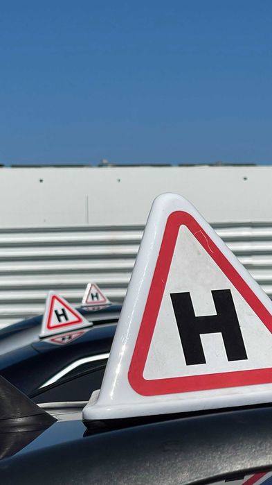 Автоінструктор Приватні уроки водіння Курси водіїв Львів Навчання з 0