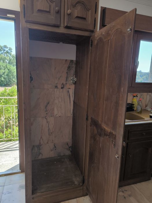 Moveis de madeira de cozinha