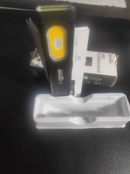 Фонарик светильник яркий на магните