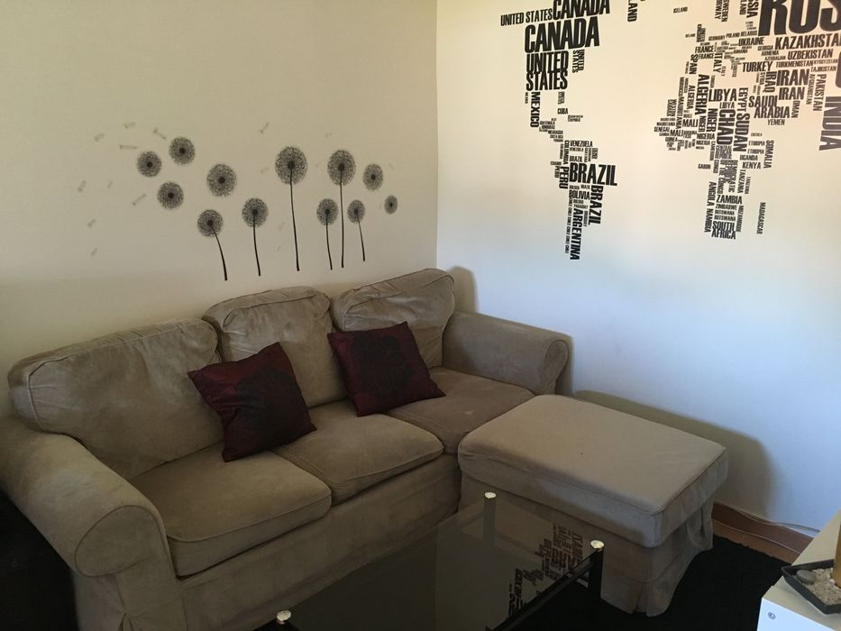 Arrendamento de apartamento T2 na Rua das Furnas