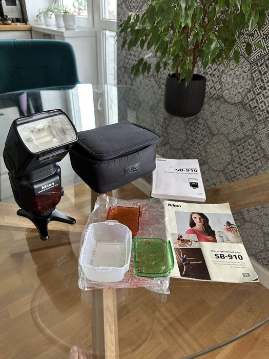 Спалах Nikon SB-910