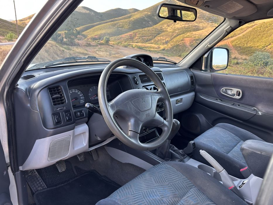 Mitsubishi Pajero Sport 2.5 TD GLS