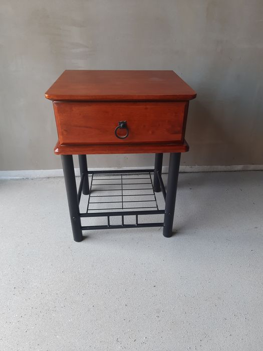 Łóżko 200x160 plus stolik nocny