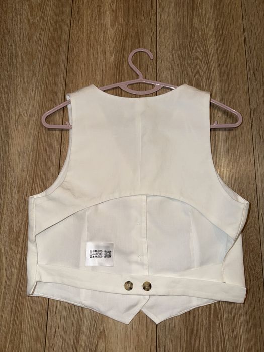 Новий Жилет Zara, з голою спинкою, розмір С.