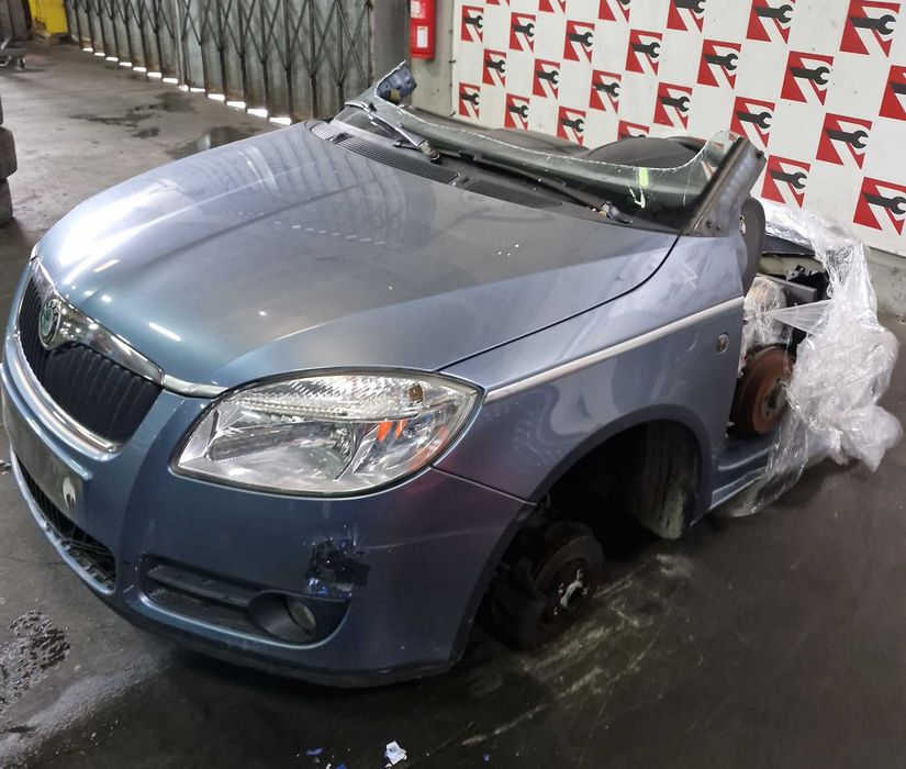 Frente Completa Skoda Fabia 5J 1.4 TDi 2009 #E34