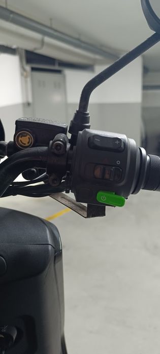 Moto elétrica NIU 5000km