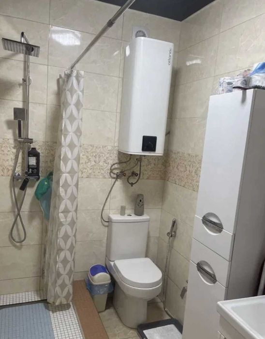 Продам простору квартира у мальовничому Маріїнському!