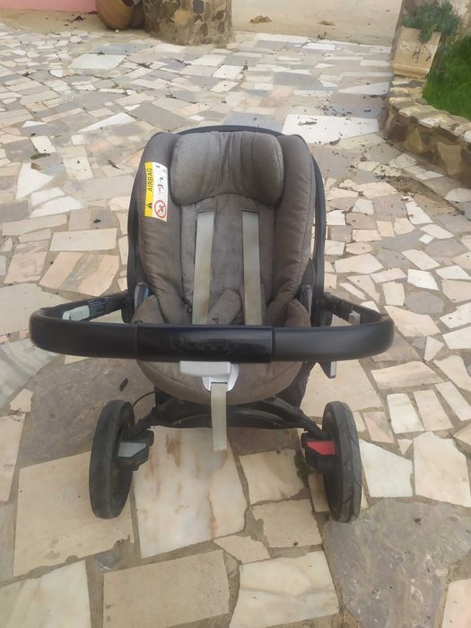 Carrinho de bebé Quinny com ovinho Cybex