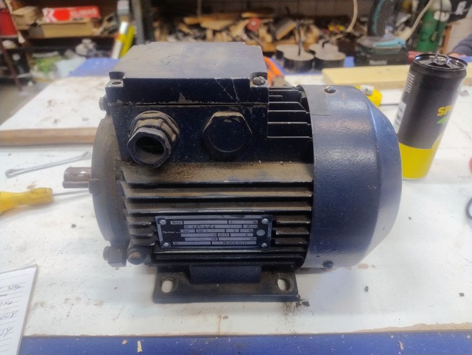 Silnik elektryczny 3 faz Tamel 0.55kW 1360obr/min
