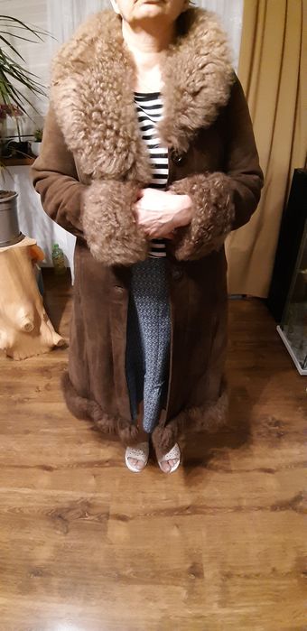 Kożuch damski długi rozmiar 38-40