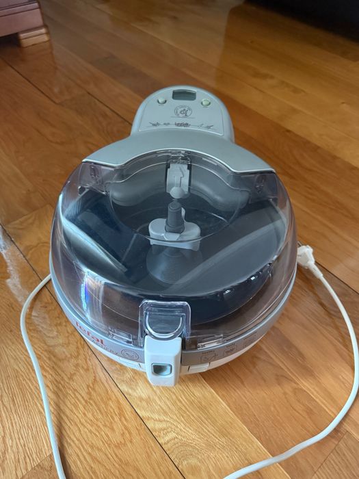 Tefal ActiFry em muito bom estado