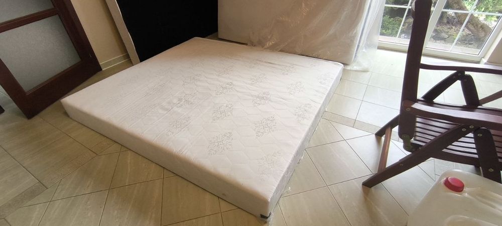 Матрац каркасний б/у