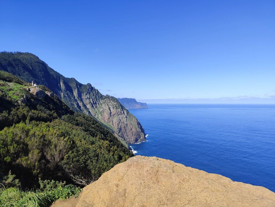 (Hugo Caetano Transfers) passeios e transfers na ilha da Madeira