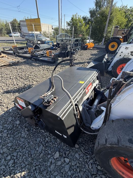 Оригінальна бункерна щітка Bobcat з ПДВ