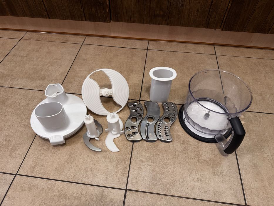 Braun multiqiuck akcesoria kubek 1250ml , szatkownica ,