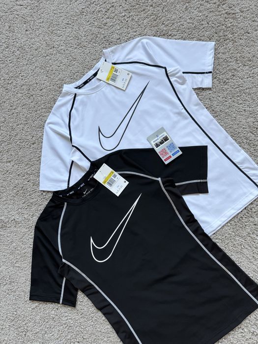 Футболка термо Nike Swoosh (компрессионка)