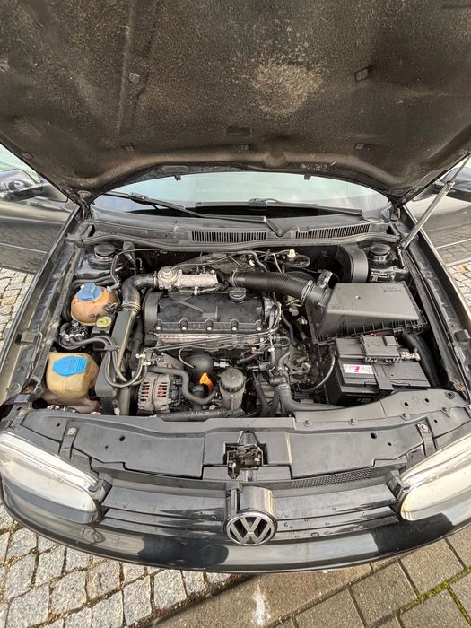 Vendo golf 4 impecável