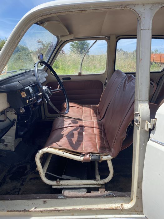 Classico Renault 4L (R1123)