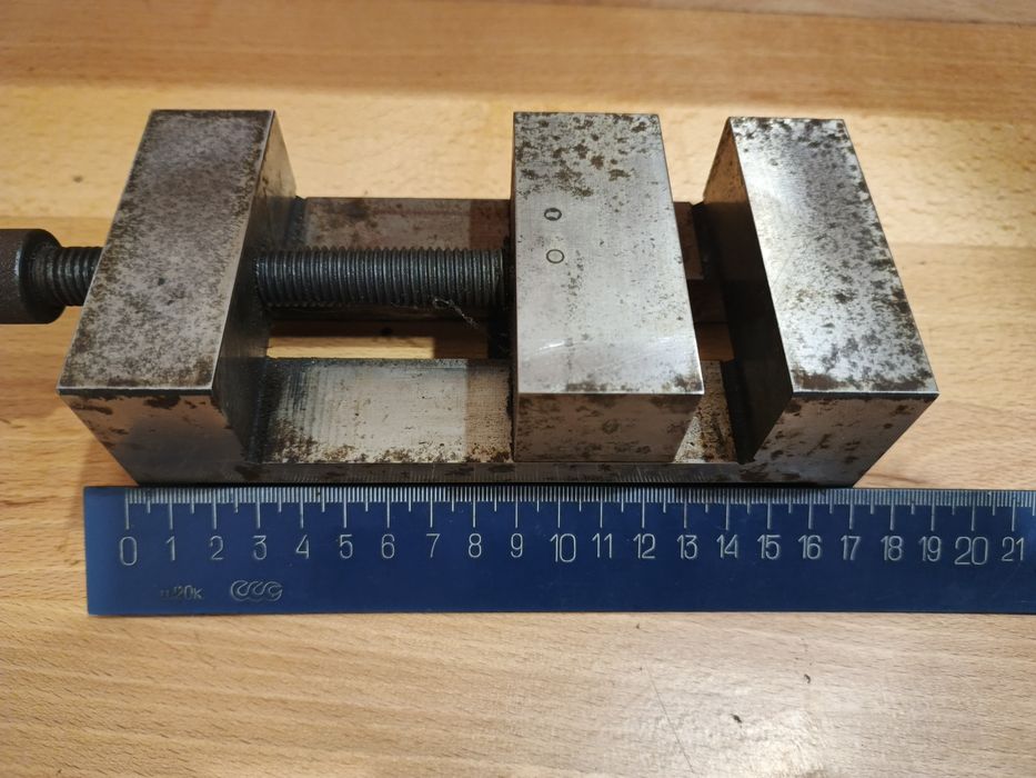 Тиски для станка