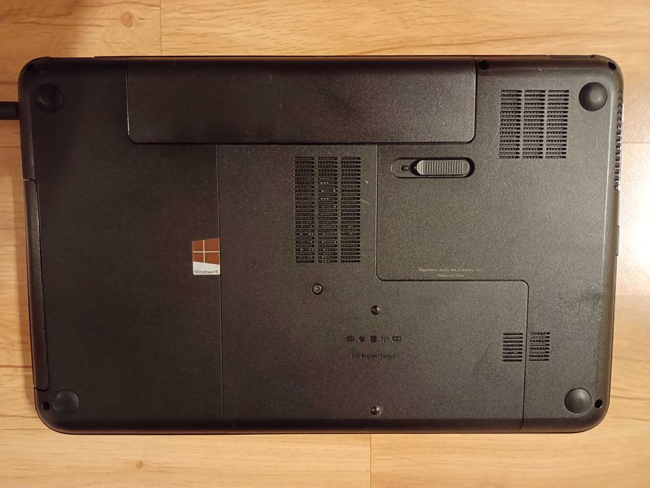 Laptop HP - 15"/WIN11 /ssd-180gb/ram-8gb/cpu-i3-2,4ghz/bateria 2h