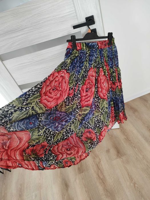 Sukienka letnia zwiewna w kwiaty róże kolorowa s m l xl na gumce