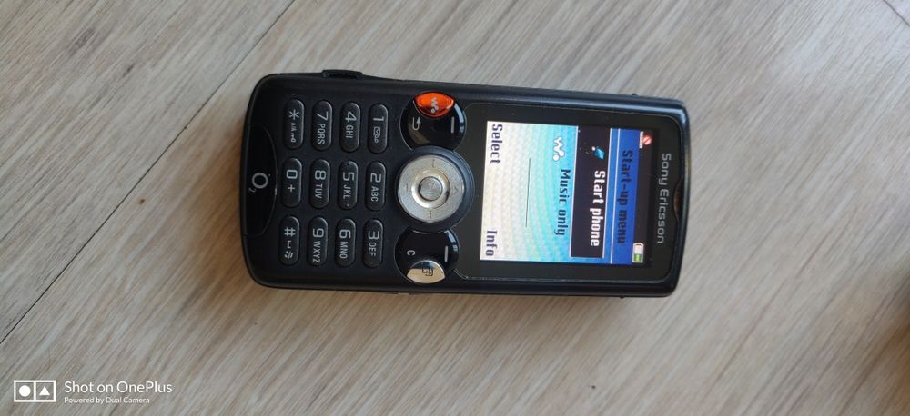 Telefon Sony Ericsson w810i